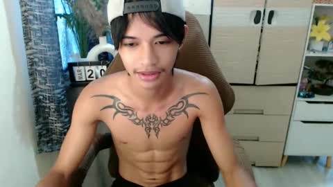 Snapshot of yourasian_eric chatting on March 21, 2026, 1:32 am yourasian_eric online show from March 21, 2026, 1:32 am