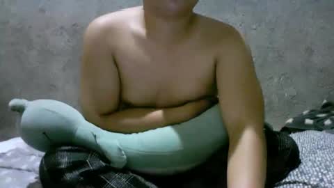 yourasian_lover29 online show from February 21, 2026, 3:13 pm