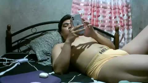 yourasian_lover29 online show from May 22, 2026, 3:17 pm