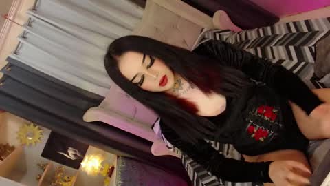 kim online show from March 4, 2025, 8:16 pm