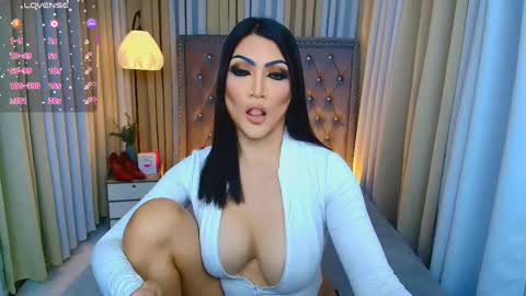 Snapshot of yourasiangoddess69 chatting on April 15, 2026, 5:20 pm Goddess online show from April 15, 2026, 5:20 pm