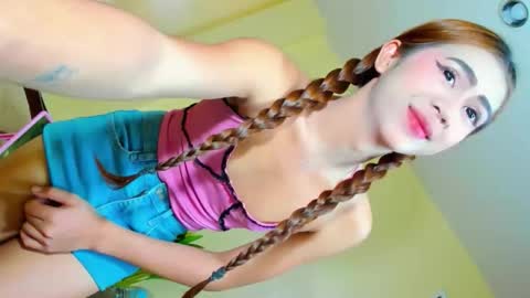 Snapshot of yourbabyriana chatting on March 21, 2026, 3:33 am Angel online show from March 21, 2026, 3:33 am