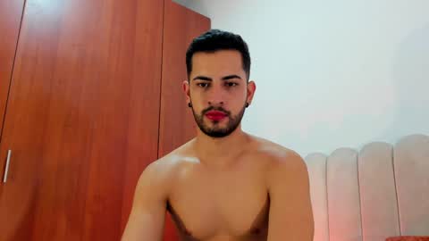 YOURBOYNEXTDOOR online show from December 6, 2024, 10:52 pm