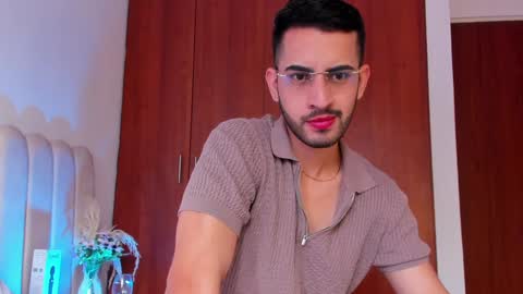 YOURBOYNEXTDOOR online show from January 4, 2025, 8:27 pm