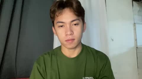 Snapshot of yourcummer_april chatting on June 8, 2026, 9:42 am April online show from June 8, 2026, 9:42 am