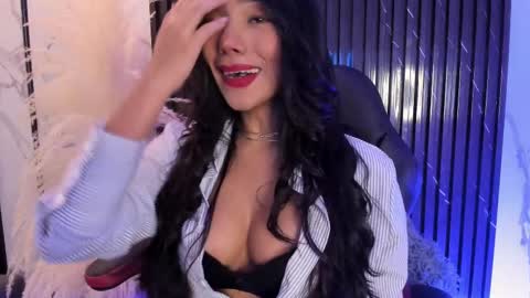 Snapshot of yourcutemolly chatting on March 7, 2025, 5:18 am Selena online show from March 7, 2025, 5:18 am