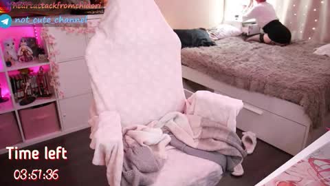 Snapshot of yourcutewaifu chatting on October 25, 2025, 7:16 am Lina Fansly online show from October 25, 2025, 7:16 am