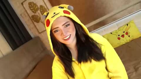 Snapshot of yourdevilsweettsx chatting on September 21, 2025, 9:33 am JEN  online show from September 21, 2025, 9:33 am