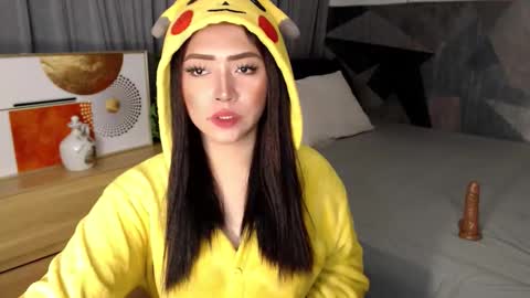 Snapshot of yourdevilsweettsx chatting on October 11, 2025, 11:09 am JEN  online show from October 11, 2025, 11:09 am