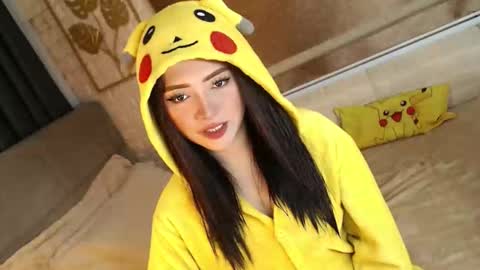 Snapshot of yourdevilsweettsx chatting on October 24, 2025, 11:50 am JEN  online show from October 24, 2025, 11:50 am