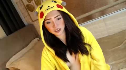 Snapshot of yourdevilsweettsx chatting on October 25, 2025, 11:29 am JEN  online show from October 25, 2025, 11:29 am