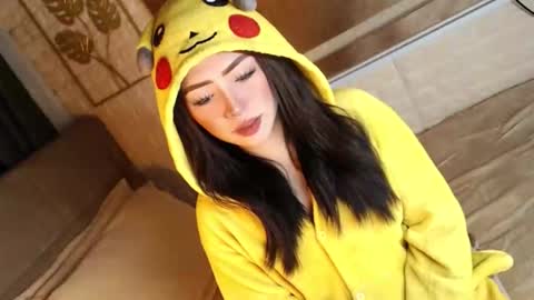 Snapshot of yourdevilsweettsx chatting on October 28, 2025, 11:58 am JEN  online show from October 28, 2025, 11:58 am