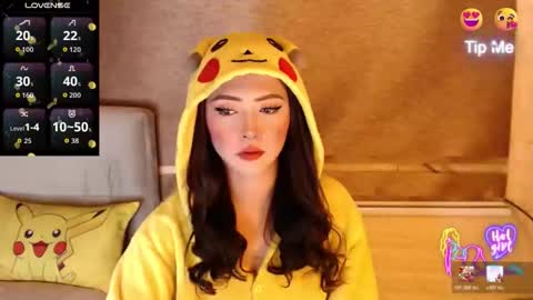 JEN  online show from May 2, 2026, 9:47 am
