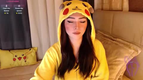 JEN  online show from May 9, 2026, 10:53 am