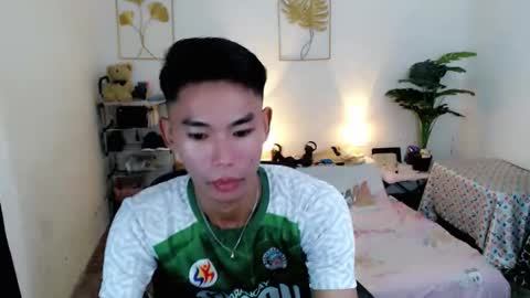 Rence online show from October 31, 2025, 11:11 am