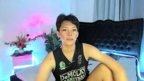 Snapshot of yourdreamboyxx chatting on September 18, 2025, 7:05 pm HEN online show from September 18, 2025, 7:05 pm
