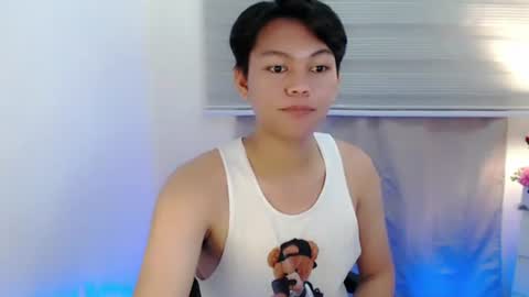 HEN online show from December 4, 2025, 9:56 pm