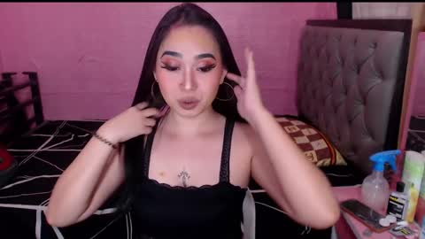 yourdreamisabell online show from February 15, 2025, 6:55 pm