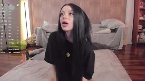 Snapshot of youreyesgazm chatting on October 27, 2025, 9:35 am Mary online show from October 27, 2025, 9:35 am