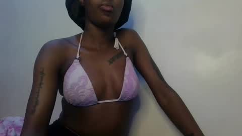 Snapshot of yourfavnigtnurse chatting on September 16, 2025, 1:56 pm Flower online show from September 16, 2025, 1:56 pm