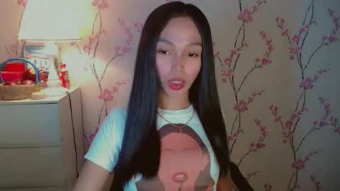 Snapshot of yourfavoratericcie chatting on September 18, 2025, 2:35 am RICCIE MAE online show from September 18, 2025, 2:35 am