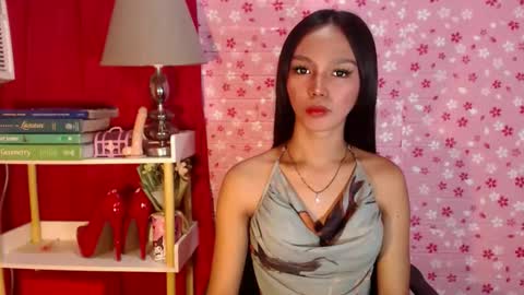 RICCIE MAE online show from November 3, 2025, 3:30 am