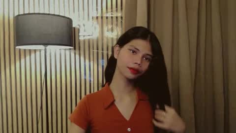 Vivian online show from November 8, 2025, 12:22 am