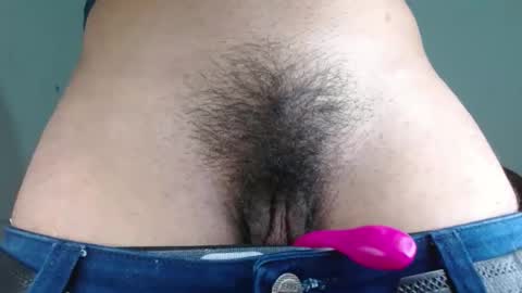 Snapshot of yourfavorite_bigclit chatting on October 6, 2025, 9:01 pm yourfavorite_bigclit online show from October 6, 2025, 9:01 pm