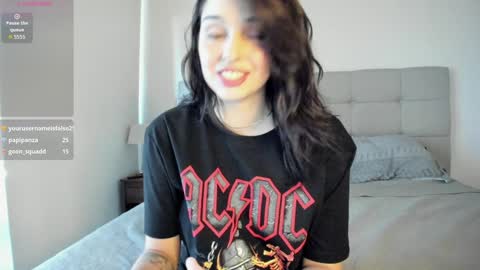 Helena online show from March 11, 2026, 7:42 pm