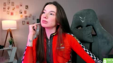 Snapshot of yourfrenchteacher chatting on October 27, 2025, 4:16 am Chloe online show from October 27, 2025, 4:16 am