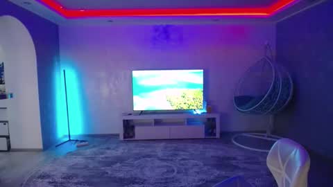 call meKira online show from February 28, 2025, 10:30 am