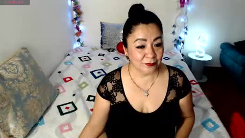 Juliette Smith online show from June 17, 2026, 8:32 pm