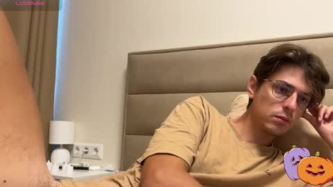 Chris online show from October 28, 2025, 7:45 am