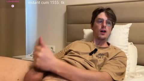Chris online show from April 30, 2026, 7:36 am
