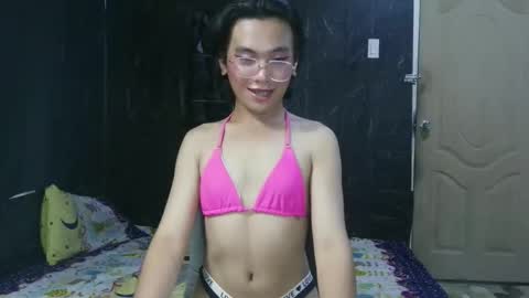 Snapshot of yourhotdodz chatting on April 6, 2026, 5:03 pm yourhotdodz online show from April 6, 2026, 5:03 pm