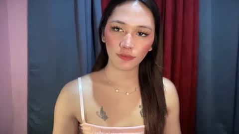 Snapshot of yourhotlove_jamellaxxx chatting on November 17, 2025, 6:24 pm LOVING JAMMELA online show from November 17, 2025, 6:24 pm