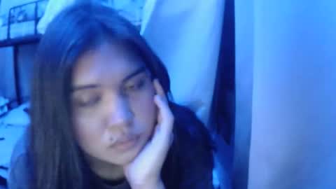 yourhotlove_veda online show from March 15, 2026, 5:52 pm