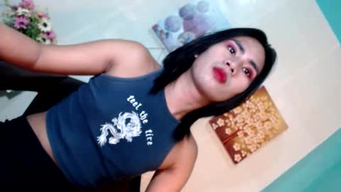 Mauie  online show from January 15, 2025, 11:51 pm
