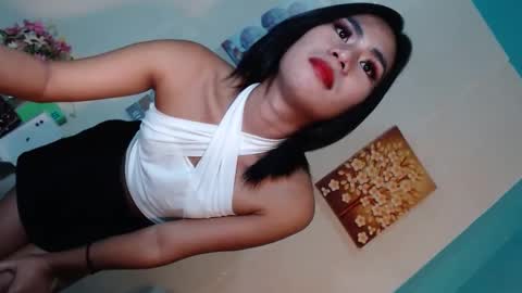 Mauie  online show from January 18, 2025, 5:37 pm