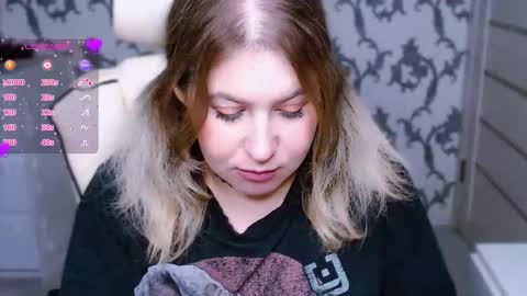 Snapshot of yourkarma_2_0 chatting on October 23, 2025, 4:50 pm Karma online show from October 23, 2025, 4:50 pm