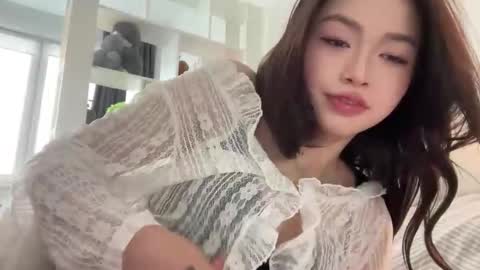 Snapshot of yourlittlesunrise_ chatting on February 20, 2026, 6:26 am yourlittlesunrise_ online show from February 20, 2026, 6:26 am