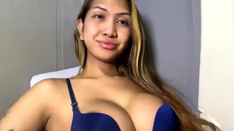 Snapshot of yourlovebella88 chatting on April 24, 2026, 4:48 am yourlovebella88 online show from April 24, 2026, 4:48 am