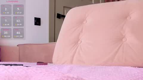 Julia 3 online show from May 7, 2026, 8:09 am