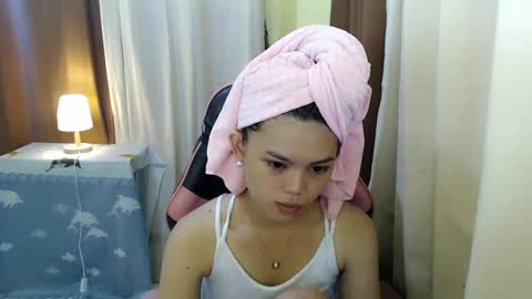 your lovely Dina online show from December 15, 2024, 2:08 am
