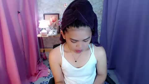 Snapshot of yourlovelytranspinay chatting on October 27, 2025, 12:58 am your lovely Dina online show from October 27, 2025, 12:58 am