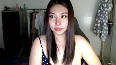 tifanny online show from February 12, 2025, 8:16 am