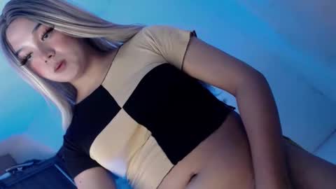 Snapshot of yourlovingpearl chatting on September 19, 2025, 8:20 pm PEARL online show from September 19, 2025, 8:20 pm