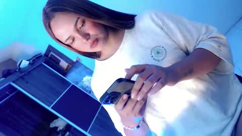 Snapshot of yourlovingpearl chatting on October 5, 2025, 4:00 am PEARL online show from October 5, 2025, 4:00 am