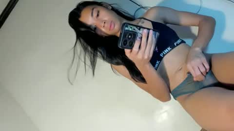 Snapshot of yourlycaezzamae69 chatting on June 2, 2026, 9:22 am yourlycaezzamae69 online show from June 2, 2026, 9:22 am