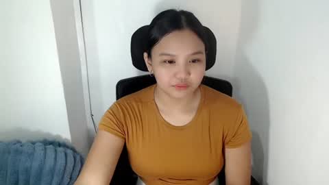 yournaughty_leigh online show from June 28, 2026, 2:06 am